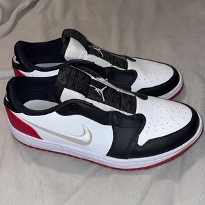 Nike slip ons. Barely used.